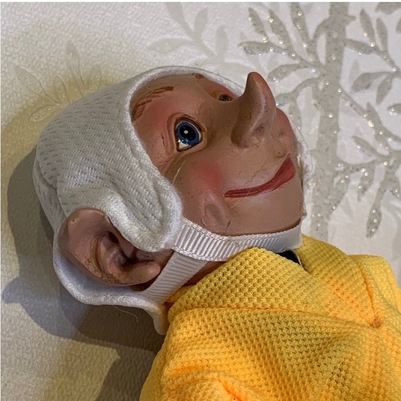 Floridus Elf —hockey .  Arms and legs are bendable. Floridus design - Picture 4 of 8